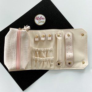 Roll Up Jewelry Organizer - Light Pink